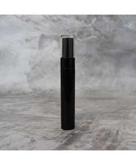 Mascara tube black
